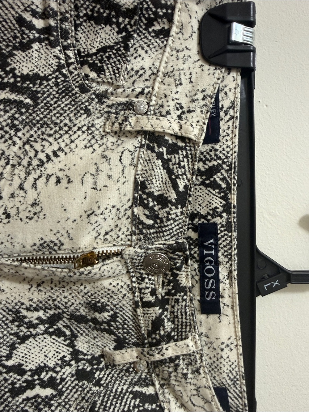 Vigoss Black & Cream Snake-Print Skinny Jeans - Picture 4 of 5